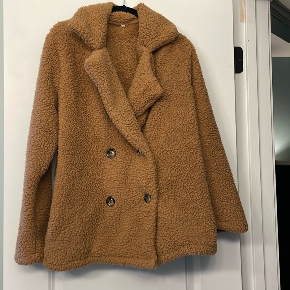 NWOT Teddy bear coat